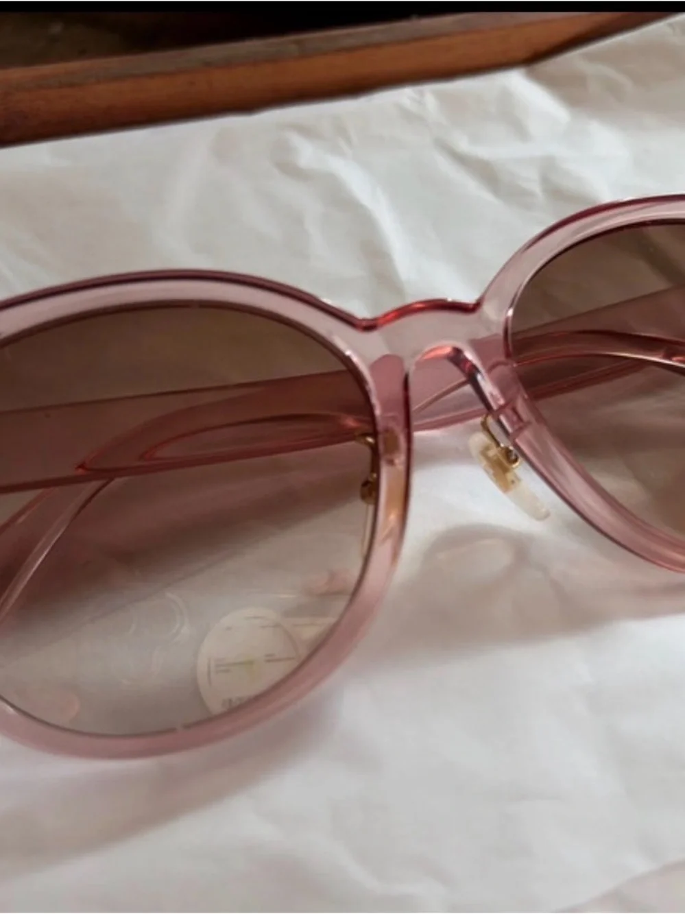 Gucci Pink Gradient Round Sunglasses with burgundy Velvet Case